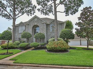 8423 Northbridge Dr, Spring, TX 77379