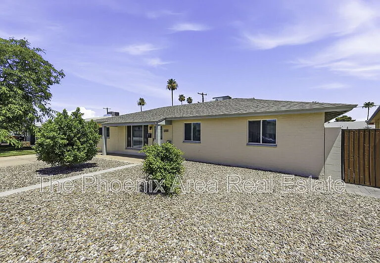 8322 E Granada Rd — Photo 5