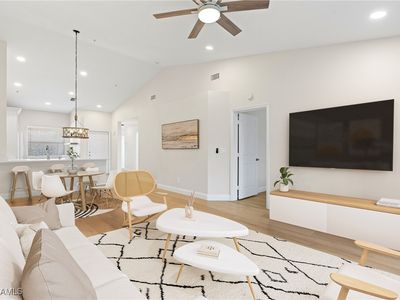 6625 Huntington Lakes Cir APT 201, Naples, FL, 34119