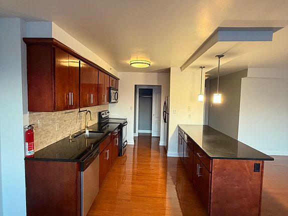 3rd image of 60 Parkway Dr E APT 12F