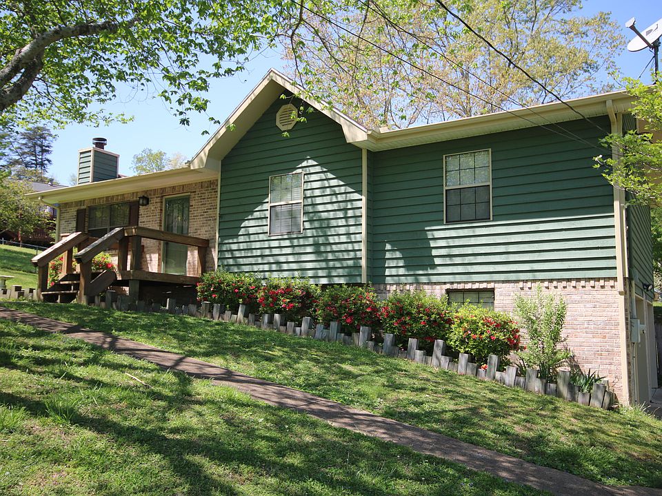 2nd image of 7725 Farmwood Ln #22