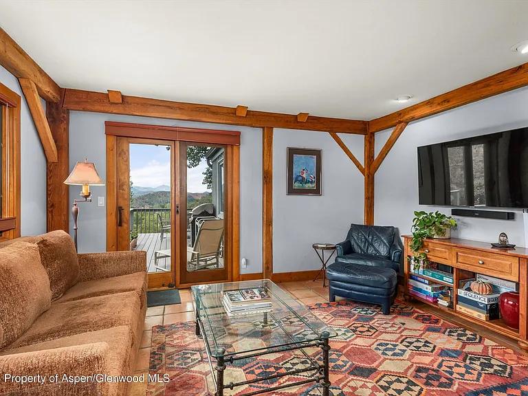 927 Red Mountain Rd — Photo 11