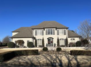 10256 Shrewsbury Run W, Collierville, TN 38017