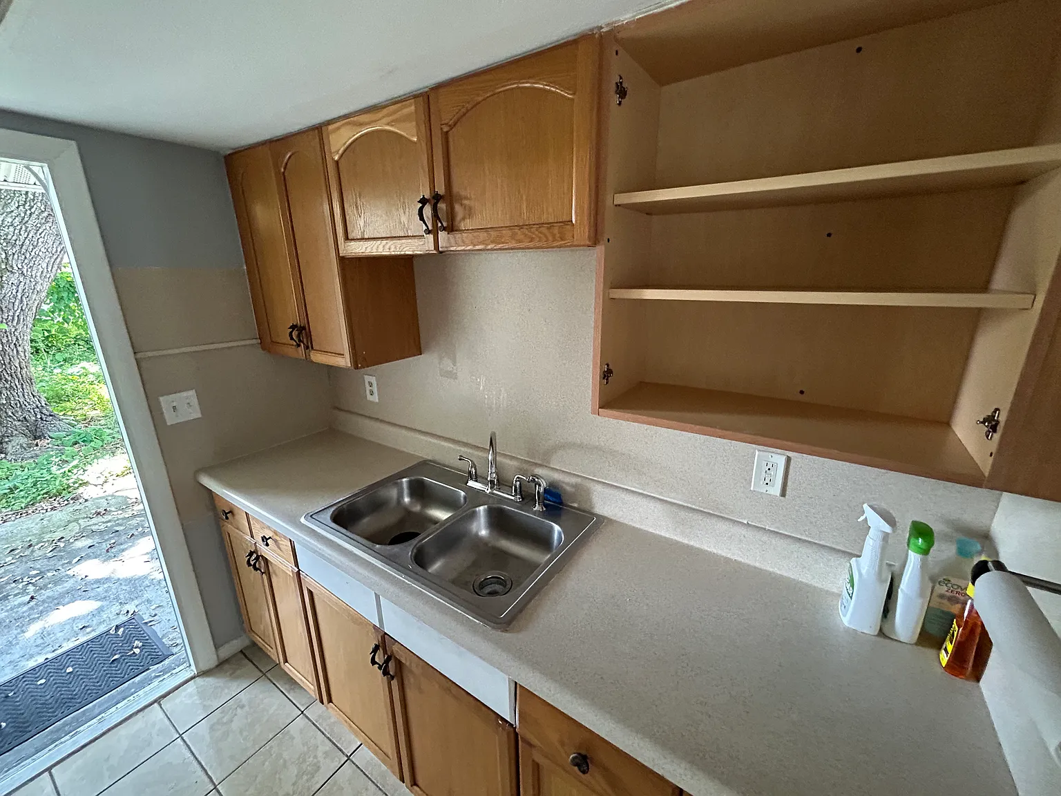 2 bed, 700 sqft, $1,800 — Photo 4