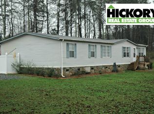 1981 Tripletts Farm Rd, Newton, NC 28658