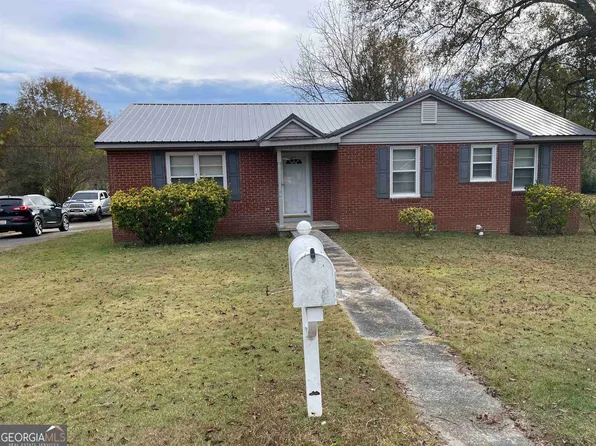 1401 S 5th St, Lanett, AL 36863