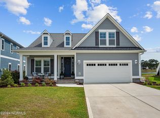 381 Summerhouse Dr, Holly Ridge, NC 28445