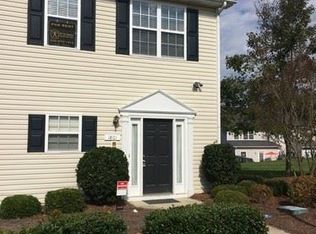 1801 Olivers Crossing Cir, Winston Salem, NC 27127