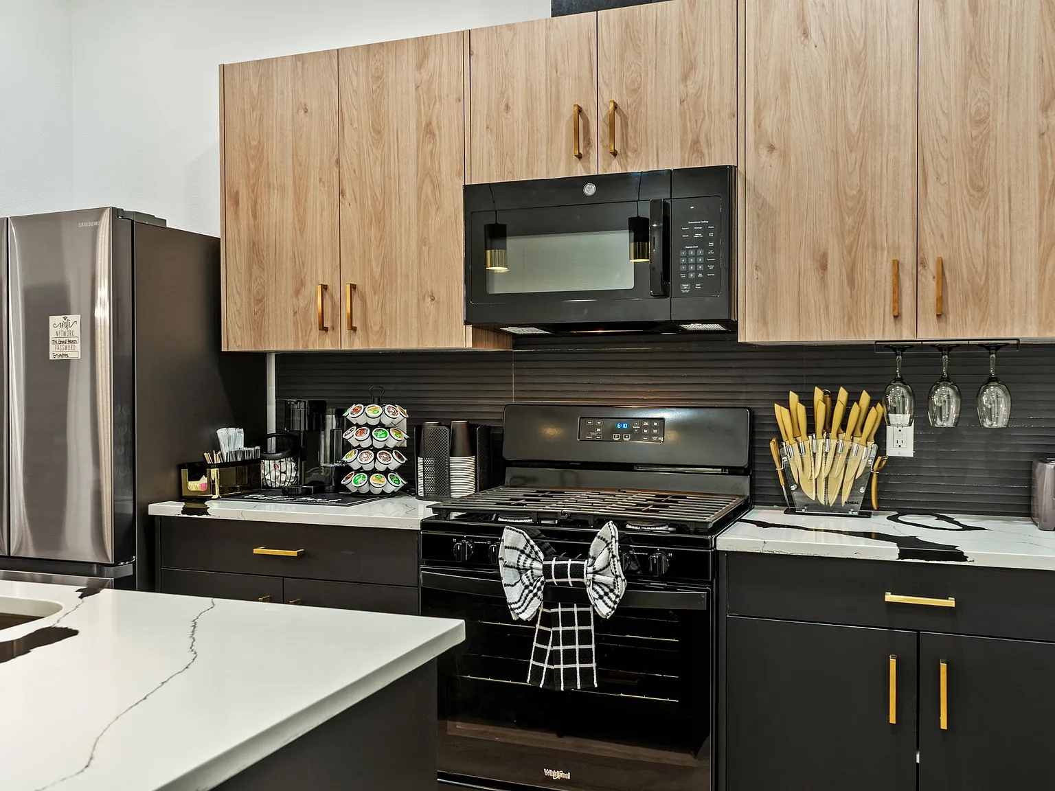 3 bed, 2.5 bath, 1500 sqft, $2,800 — Photo 4