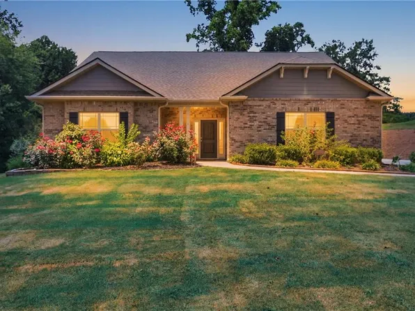 5911 Wauka Valley Pass, Clermont, GA 30527