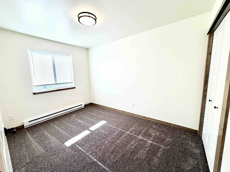 1040 Enterprise Dr #3 — Photo 15