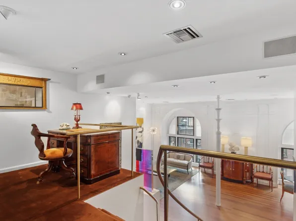 253 West 73rd Street image 15 of 19