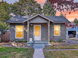 7419 SE Reedway St, Portland, OR 97206