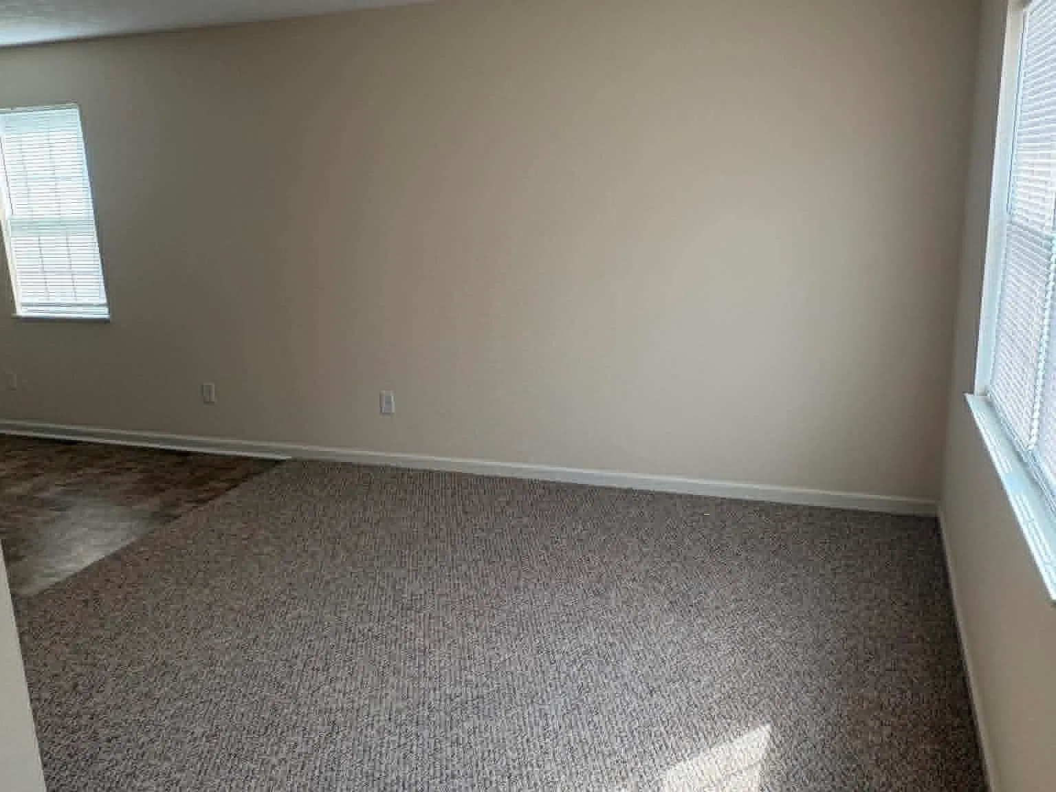 1611 Flanigan Ct - Unit 4 — Photo 2