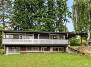 19101 Dellwood Dr, Edmonds, WA 98026