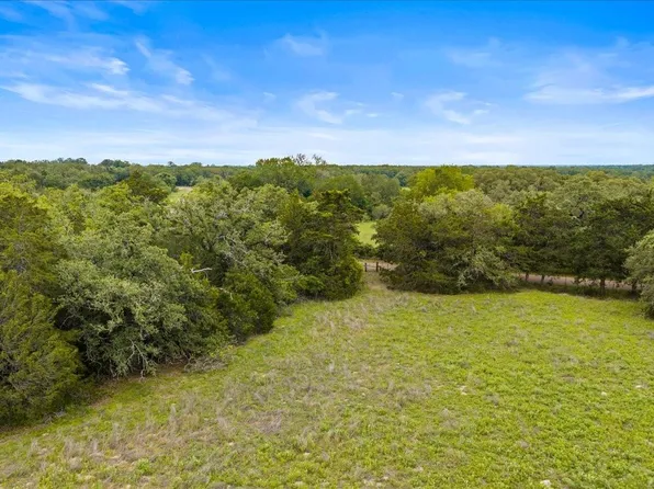 W Old Lockhart Rd, Muldoon, TX 78949