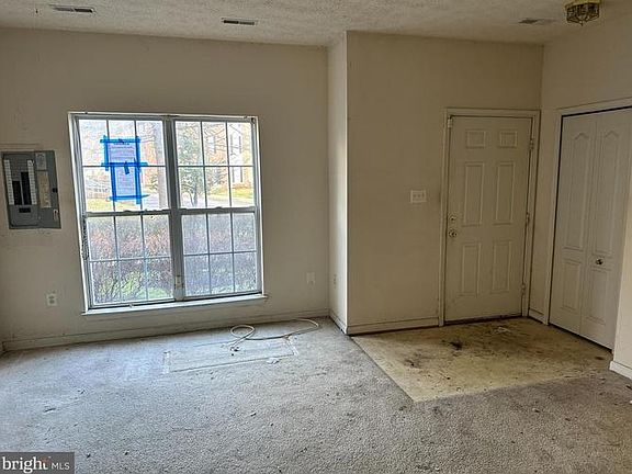 2nd image of 3802 Enders Ln