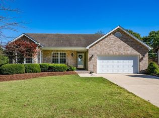 611 Westview Dr, Edwardsville, IL