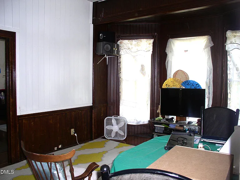 332 Rowland St — Photo 6