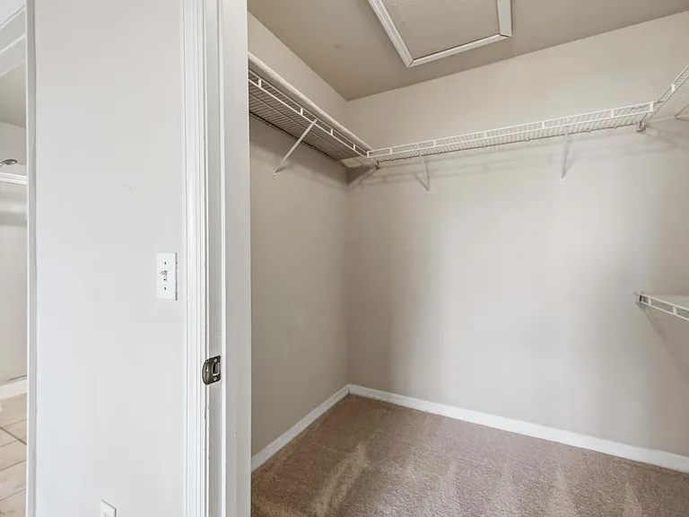 1025 Villagio Cir #208 — Photo 27