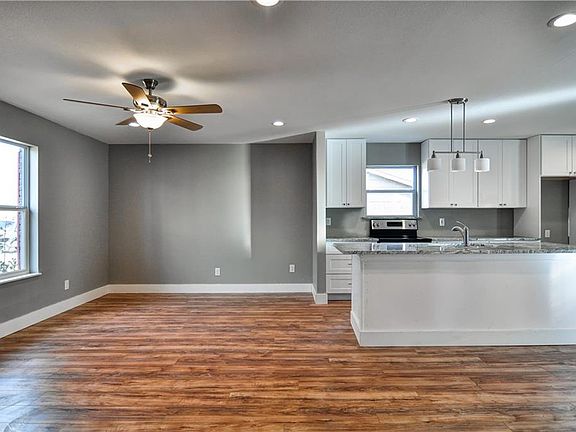 4th image of 1618 Mosswood Ct