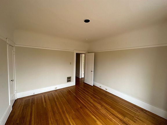 4th image of 100 20th Ave #4-G4