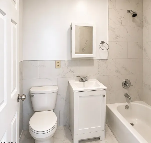 253 Morris Ave #3 — Photo 5