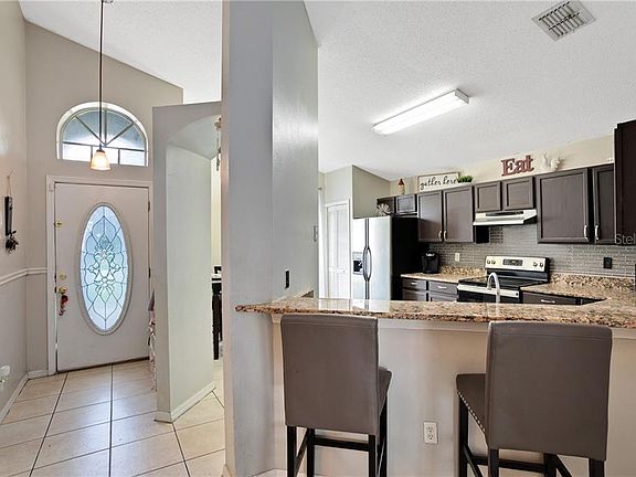 3rd image of 3307 Cypress Point Cir