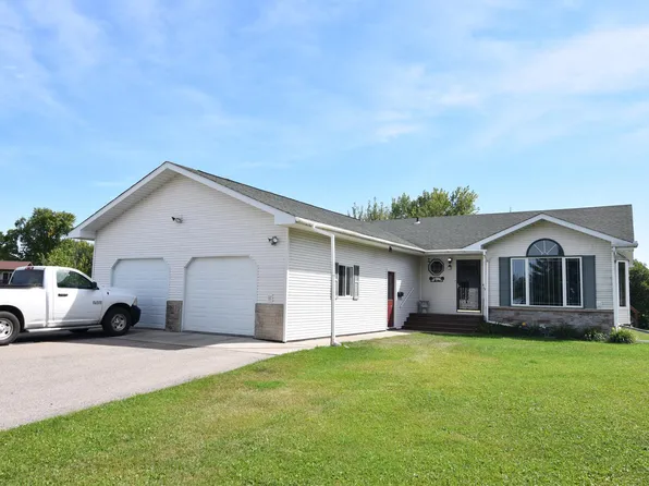 220 4th Ave SW, Baudette, MN 56623