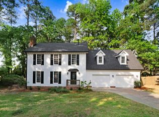 1609 Falls Ct, Raleigh, NC 27615