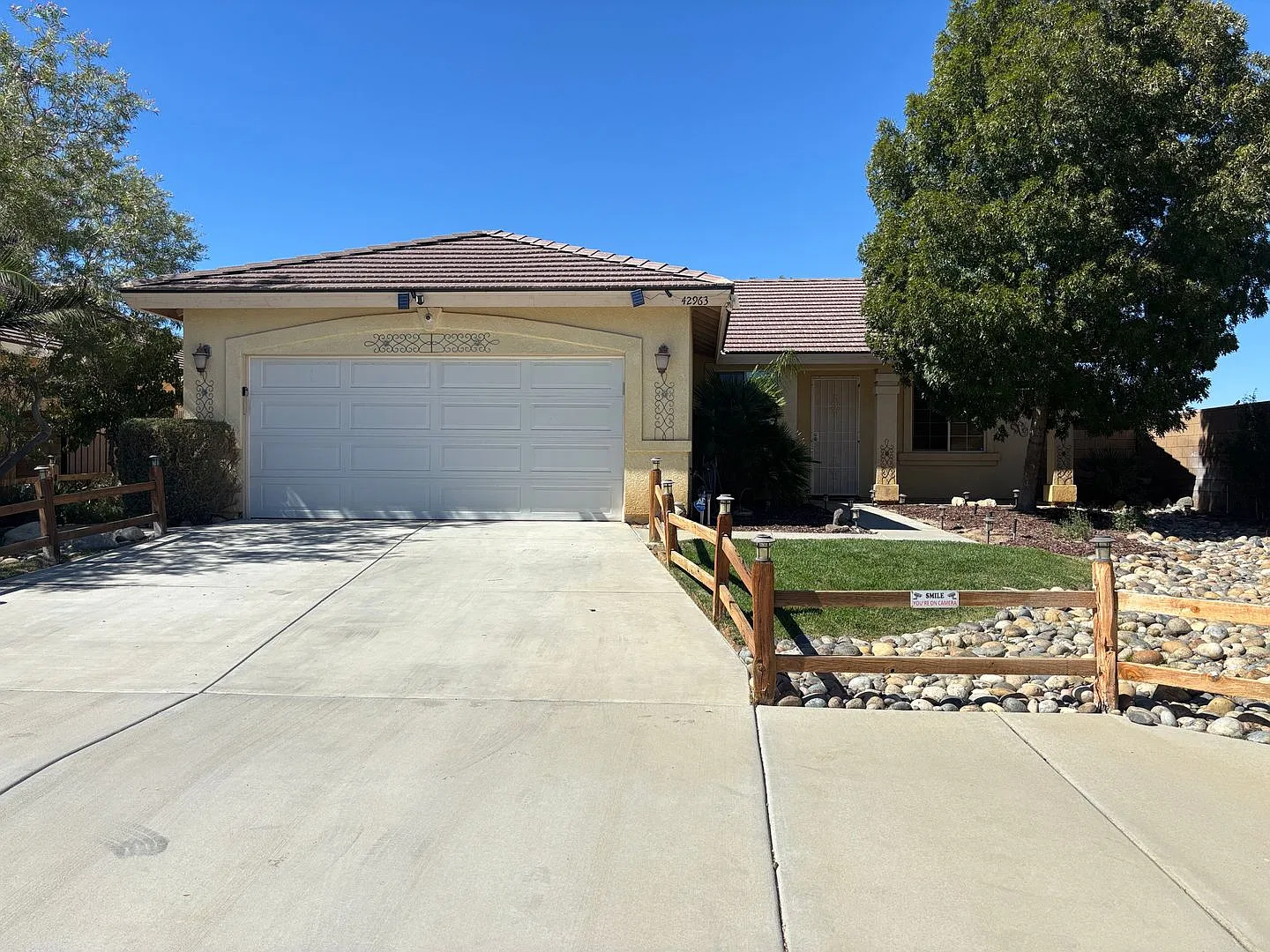 Beautiful West Lancaster Home — Photo 1