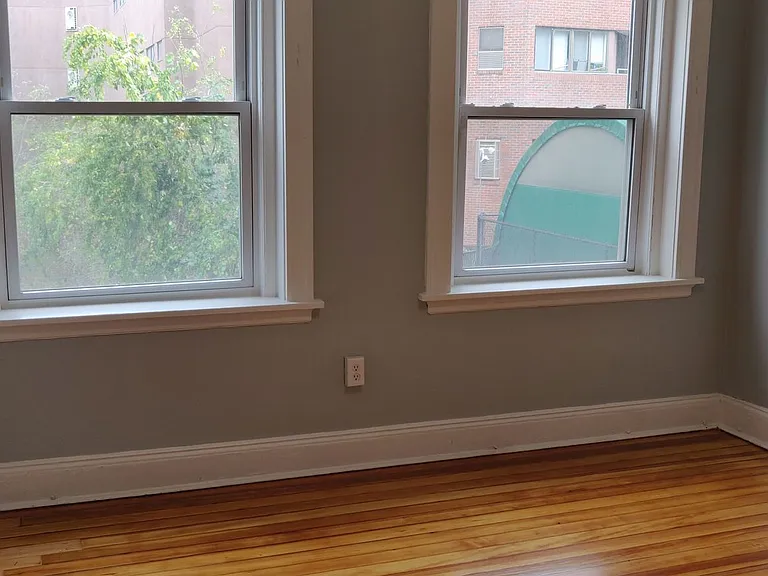 32 Boulevard Ter #1 — Photo 18