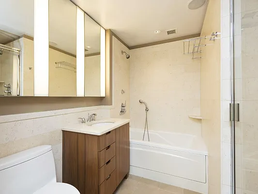 Rented by Sotheby's International Realty | media 12