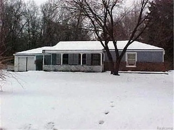 19474 Midway Rd, Southfield, MI 48075