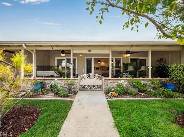 13140 Nassau Dr APT 214B, Seal Beach, CA 90740
