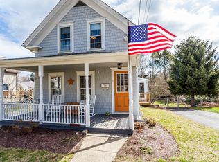 19 Lovell St, Middleboro, MA 02346