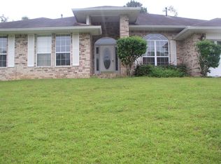 450 Turnberry Rd, Cantonment, FL 32533