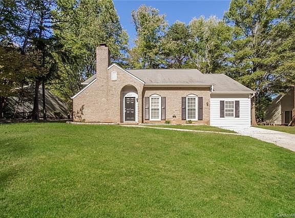 2nd image of 6527 Andora Dr
