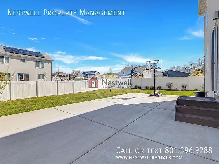 563 E Alma Mater Ave — Photo 24