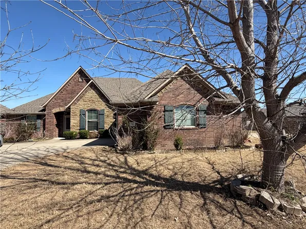 709 SW Barn Valley Rd, Bentonville, AR 72712