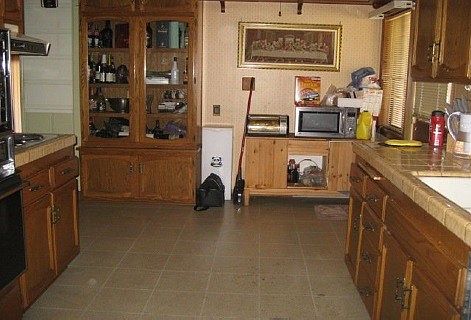 3rd image of 10436 Midway St