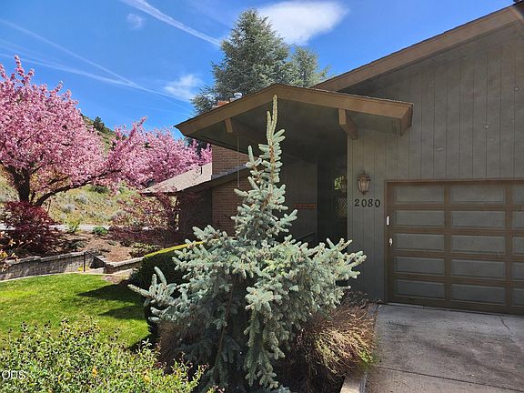 2nd image of 2080 Terrace Ave