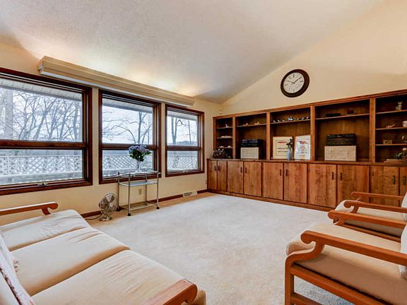 5th image of 411 Tigitsi Cir