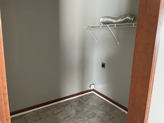 3rd image of 6611 Denver Dr