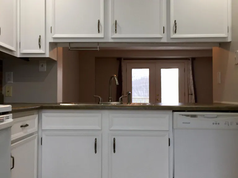 917 Lynwood Ct — Photo 9