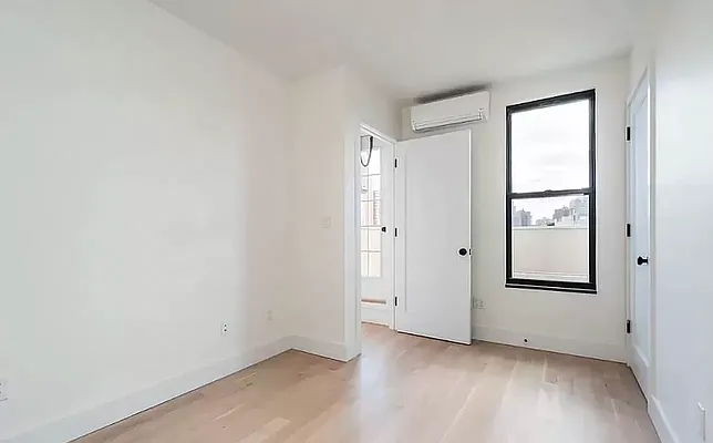 Rented by REAL New York | media 5