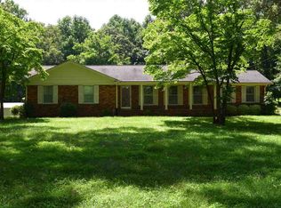 220 S Leath Rd, Portland, TN 37148