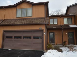 1125 Ridge Crest Dr, Victor, NY 14564