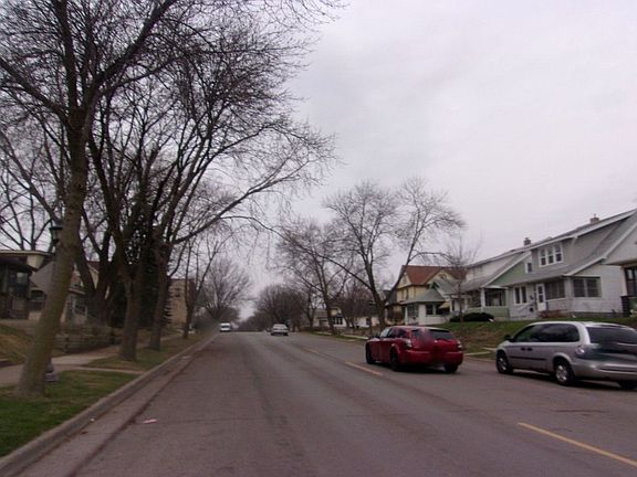 5th image of 1128 Thomas Ave