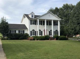 121 Arbor Ct, Mayfield, KY 42066